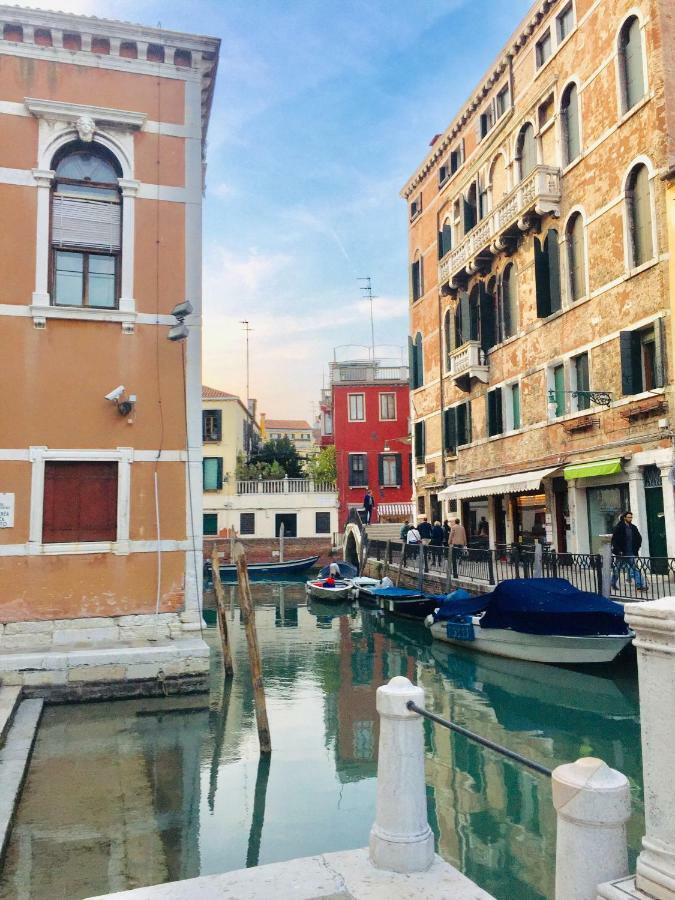 Apartamento Ca'Tronconi Ai Frari Venecia Exterior foto